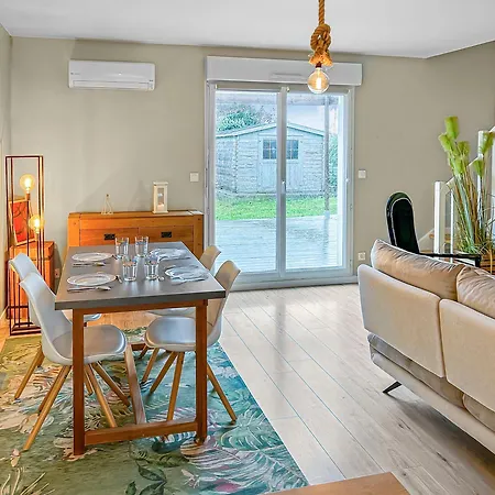 Maison Lumineuse, Terrasse, à 10 Min Des Plages