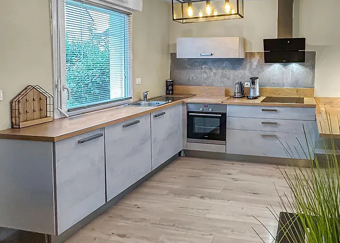 Casa de Férias Maison Lumineuse, Terrasse, à 10 Min Des Plages Saint-Pere-en-Retz